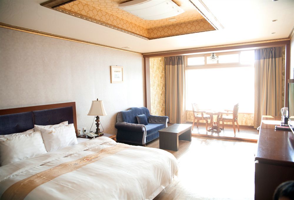 B&Beach Tourist Hotel 여수 외부 사진